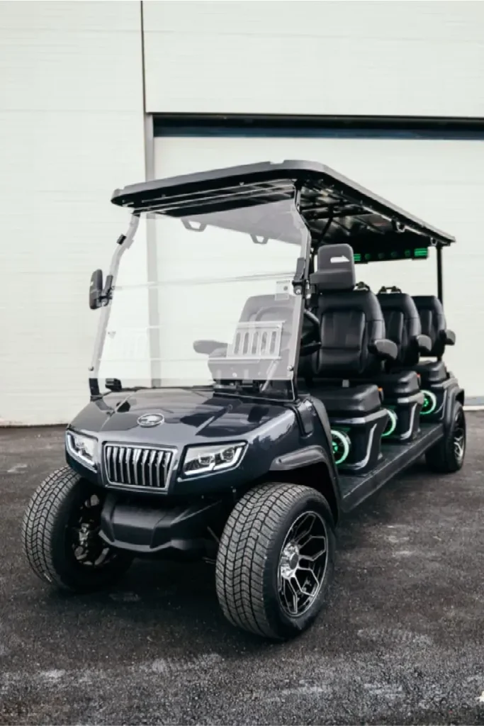 En el exterior, de color negro hay un carrito, ventajas carrito serie D5, ranger 6 plus