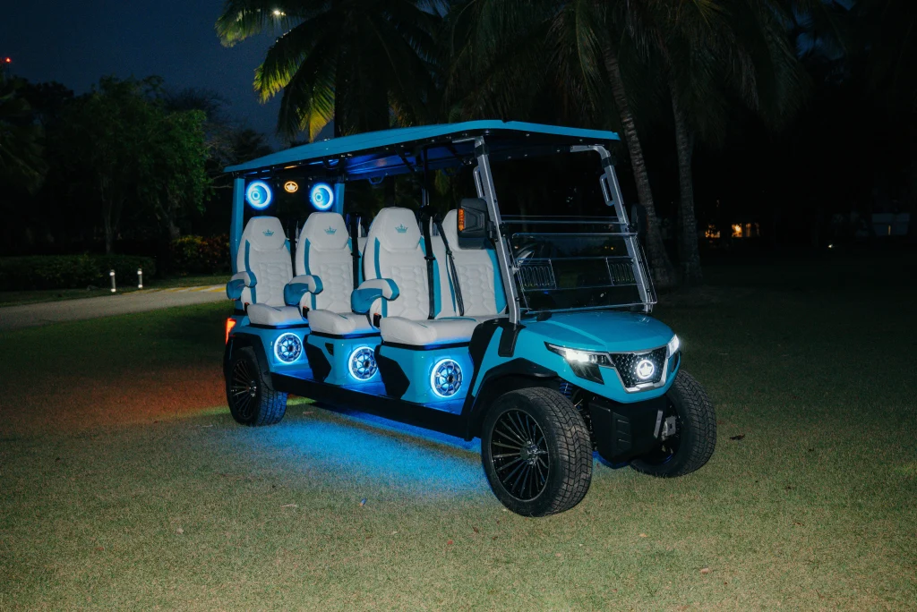 The Evolution D-MAX offers premium mobility in private communities with sophisticated design, advanced technology, and exceptional comfort.